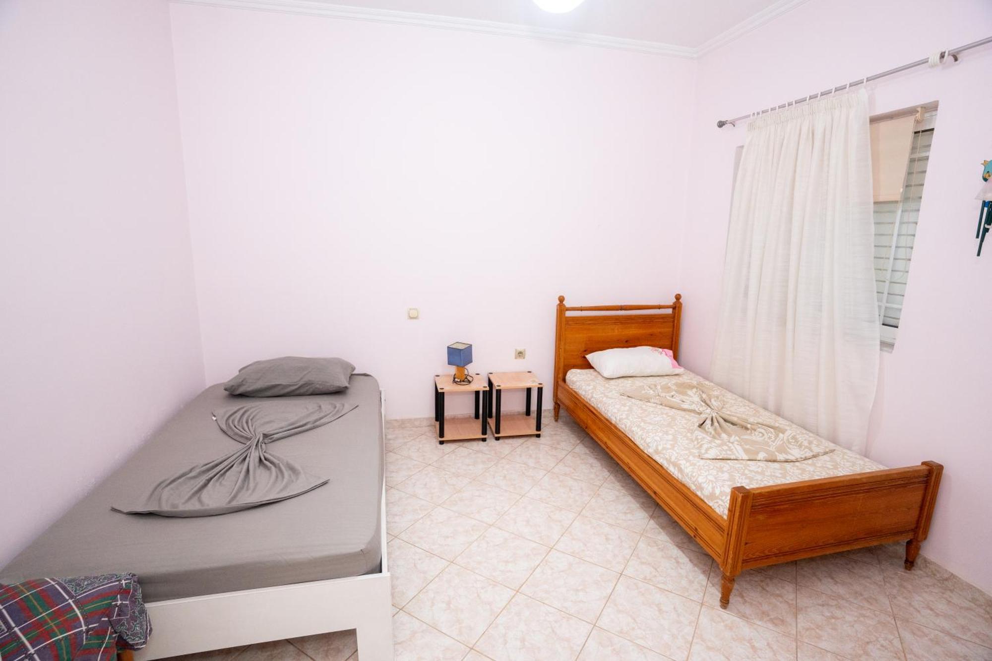 Connie'S Apartments Саранда Экстерьер фото